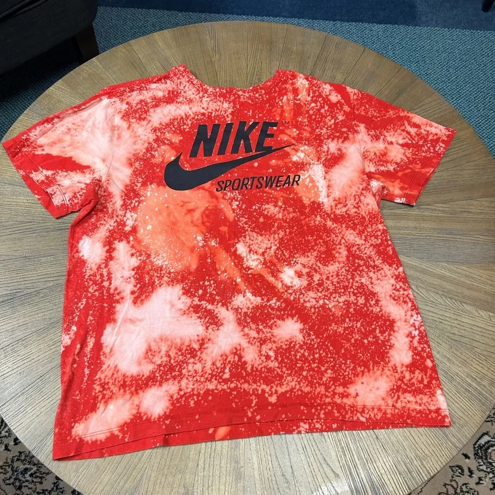 Nike tee fabulous